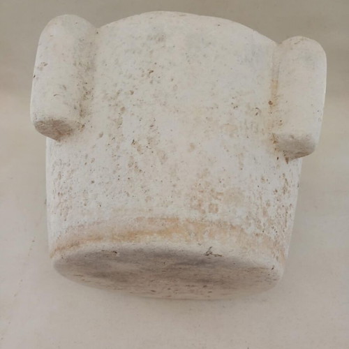 Stone Goudi 12 kg with 4 handles used