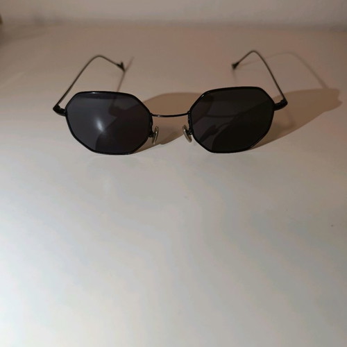 De-Sunglasses sunglasses used in very good condition