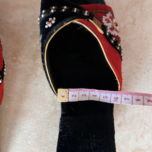 Vintage velour mules like new with beads, size 36