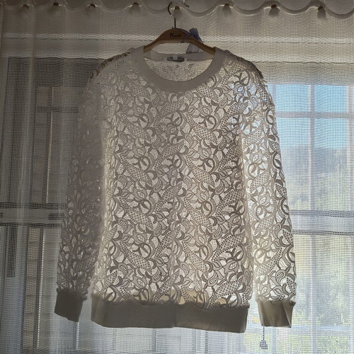 Cotton blouse white perforated fabric size S like new