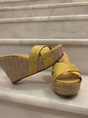 Mules platform shoes Makis Kotris like new, yellow, size 41