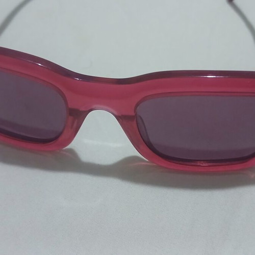 Hawkers sunglasses like new, fuchsia acetate