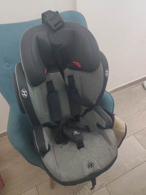Hyundai Premium Isofix child car seat