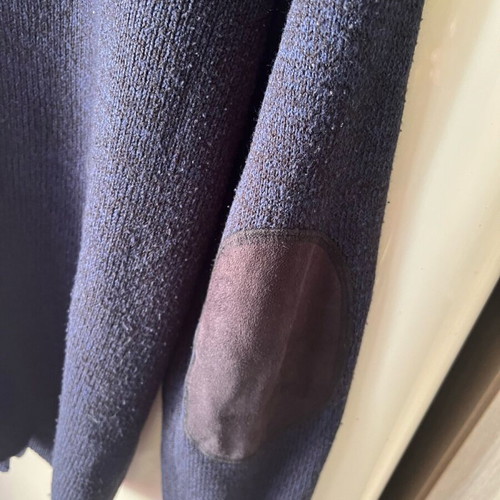 Pull and Bear cardigan like new with discreet elbow patches