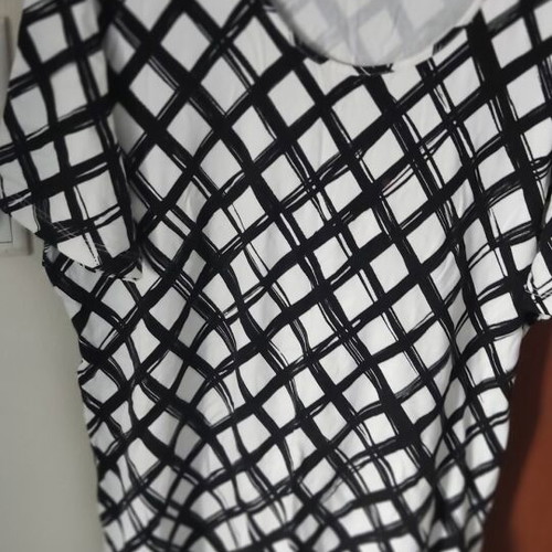 Cotton blouse black and white like new, size XL
