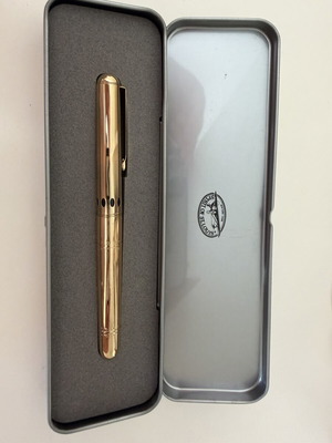 Pen like new, unused with box imperfections