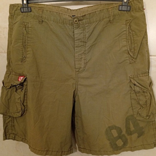 Criminal cargo shorts