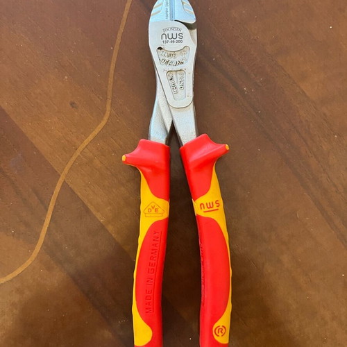NWS Electric Wire Cutter with Protection, Like New, Size 200