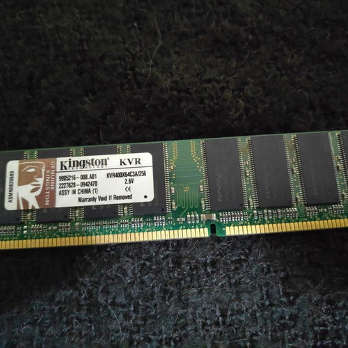 Kingston KVR400X64C3A 256MB DDR RAM 400MHz like new