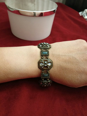Vintage Love bracelet like new with semi-precious stones and rhinestones