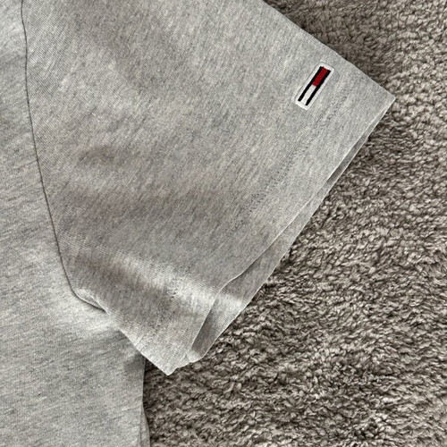 Tommy Hilfiger T-shirt like new, size S, gray