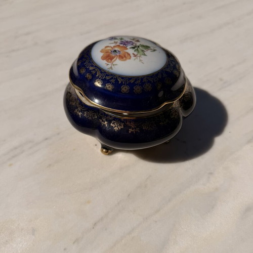 Vintage cobalt porcelain jewelry box like new with floral lid
