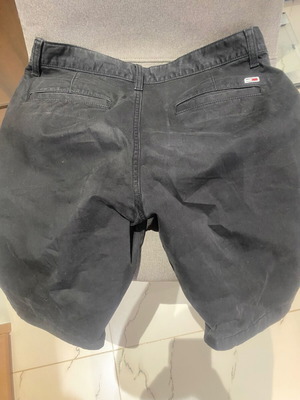 Tommy Hilfiger ανδρικό σορτσάκι σαν καινούργιο, μέγεθος 31, μαύρο
