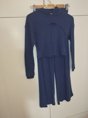 Rib tracksuit set like new, blue, size 14 with crop top and wide pants