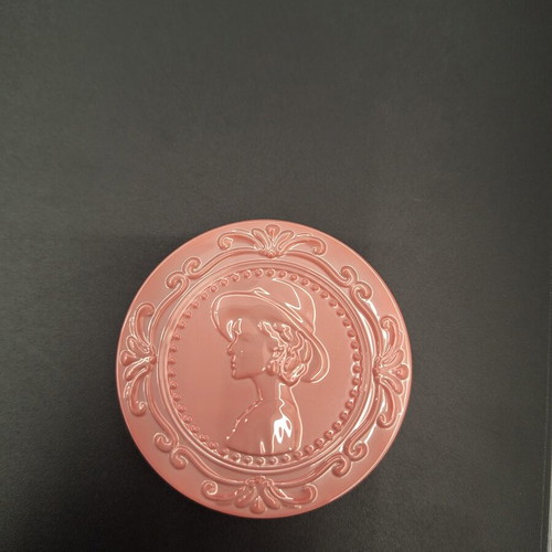 3D Vintage Blush new, embossed natural color
