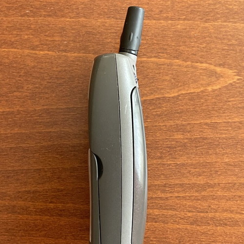 Ericsson T20e mobile phone