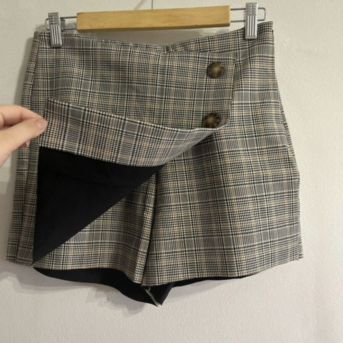 Zara plaid skirt-shorts new, gray, size S