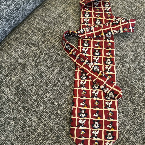 Gold City Disney vintage silk tie red used