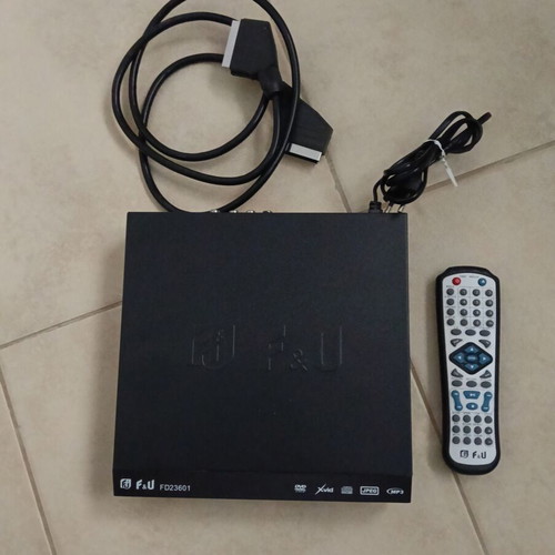Dvd player F&U used, needs repair