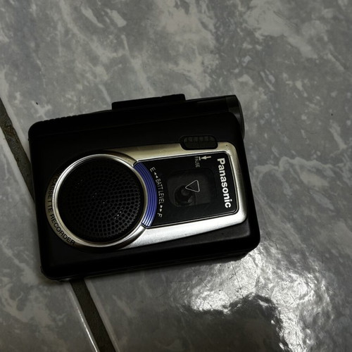Panasonic RQ-L10 cassette player used