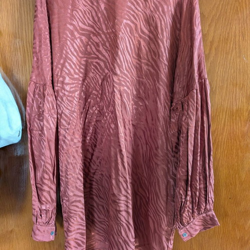 Karavan mini dress size s/m like new, brown and red with belt