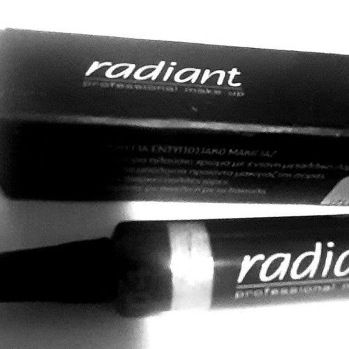 Radiant Professional silver liquid eyeshadow 7 ml new