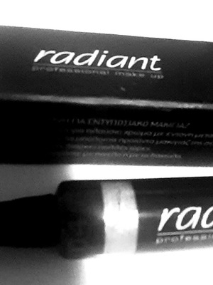 Radiant Professional silver liquid eyeshadow 7 ml new
