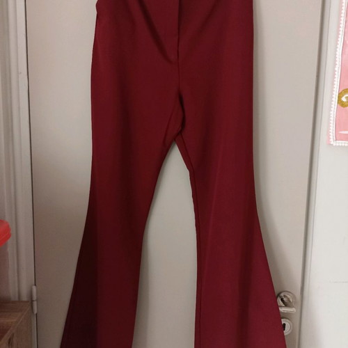 Burgundy suit new with oversized jacket and flared pants size M