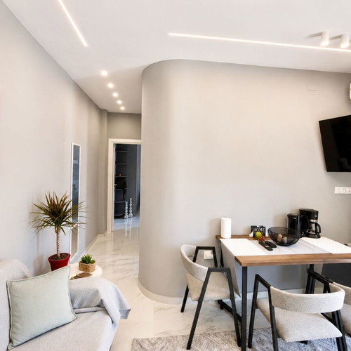 Apartment 2 bedrooms renovated penthouse with large terrace in Thessaloniki center