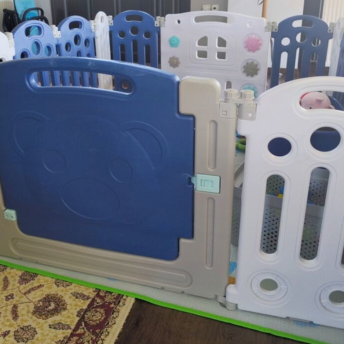 Baby Playpen Large Expandable with Double-Sided Mat, Blue/White
