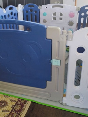 Baby Playpen Large Expandable with Double-Sided Mat, Blue/White