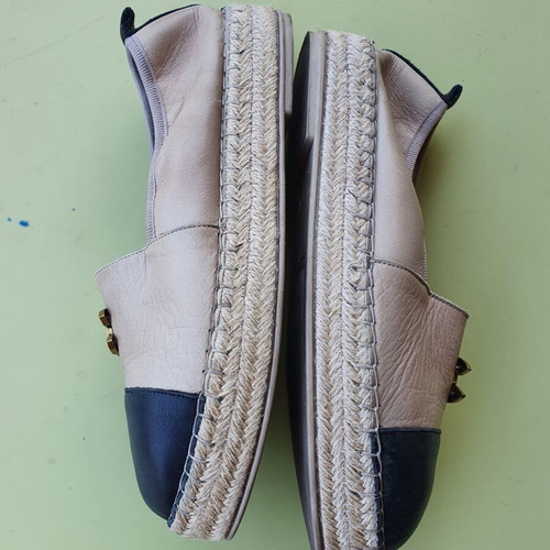 Komis n Komis beige sandals size 39
