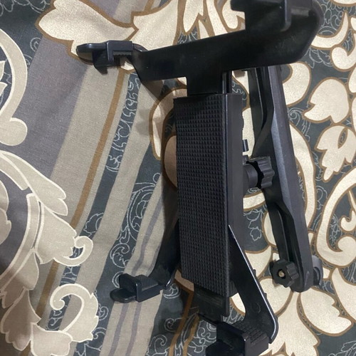 Car tablet holder like new, for headrest and window