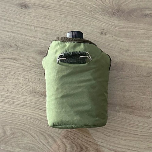 Aluminum commando water bottle used with case