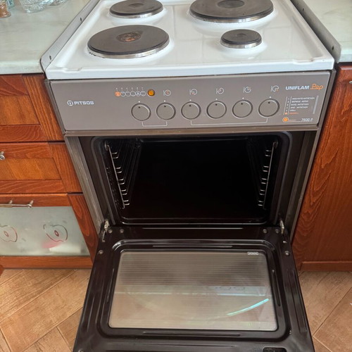 Pitsos Uniflam Pop 7600P electric stove like new without grounding