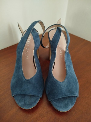 Sergio Bardi suede cobalt blue sandals size 36 new