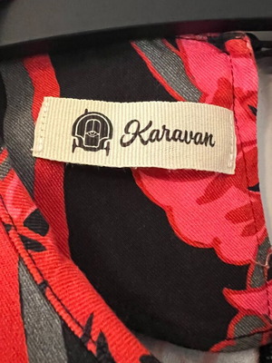 Karavan blouse-top new, one size, black and red