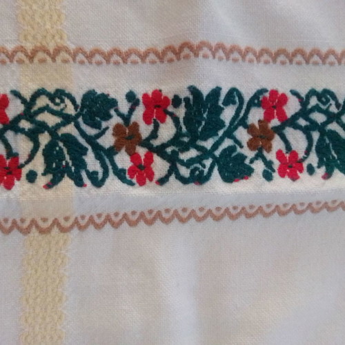 Cretan table linens used, pack of 2, size 63x62