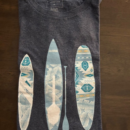 Quiksilver s/p men's t-shirt blue aviation color like new, size S
