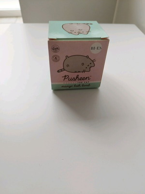 Pusheen bath salts with mango scent new