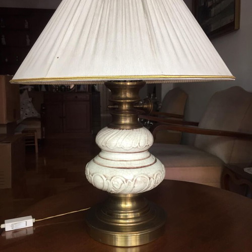 Vintage Table Lamp with Ceramic Base like new