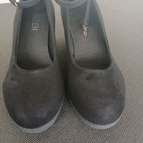 Rongen casual women's platform shoes size 37 like new, black