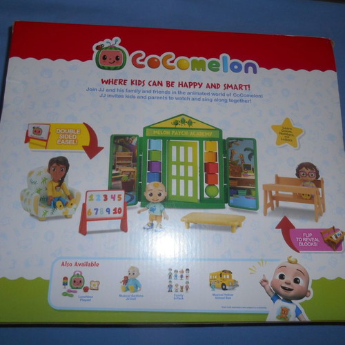 School Time Deluxe playtime set new with figures and accessories