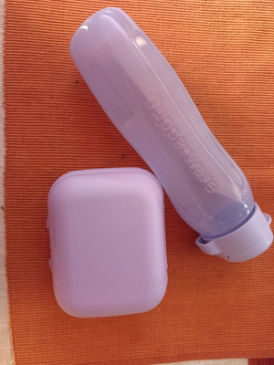 Snack container with 750 ml slim bottle