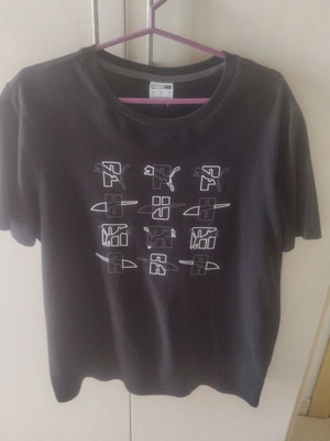 Puma T-shirt like new, size L, black