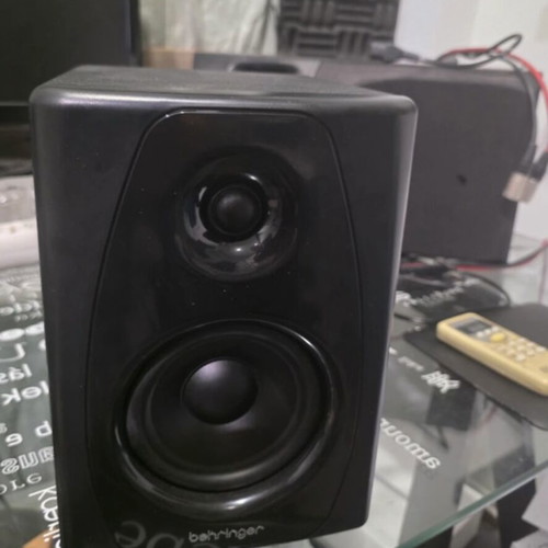 Behringer Studio 50USB digital 2-way monitors new with warranty