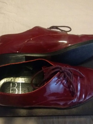 Betty London moccasins like new, burgundy leather, size 36