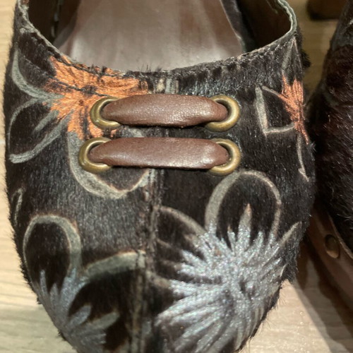 Clogs sandals used with wooden heel and pony leather, size 39
