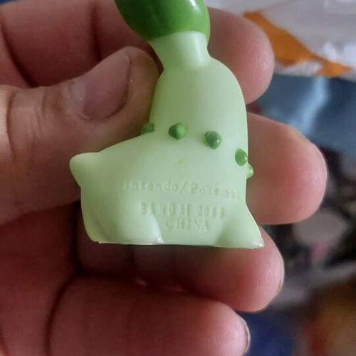 Chikorita Pokemon Nintendo Japan figure in excellent condition