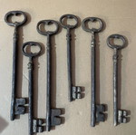 Keys used, set of 6, 100 years old